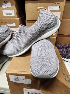 KURU Stride Slip On Sneakers. Grey, Peach.  New. Plantar Fasciitis. Novaknit